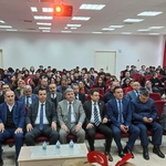 12 Mart İstiklal Marşı'nın Kabulü ve Mehmet Akif Ersoy’u Anma Günü programına, üniversitemizi temsilen müdürümüz Dr. Öğr. Üyesi Ertuğrul Karoğlu katıldı.